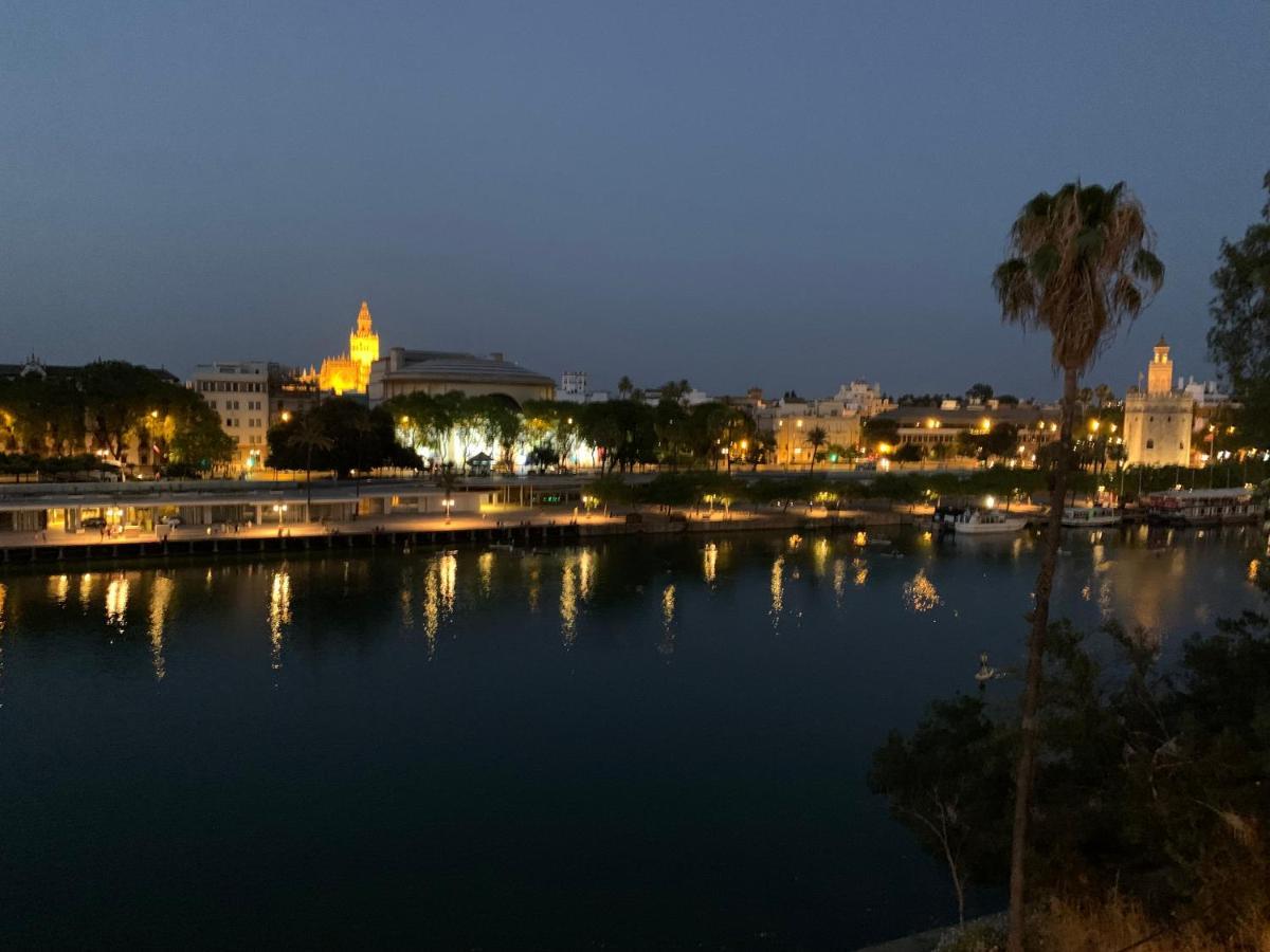 Betis Riverside Skyview By Valcambre Séville Extérieur photo